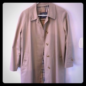 Vintage Burberry Women’s Trench Coat
